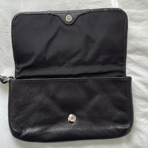 Vintage Coach Pleated Leather Wristlet - Picture 3 of 8